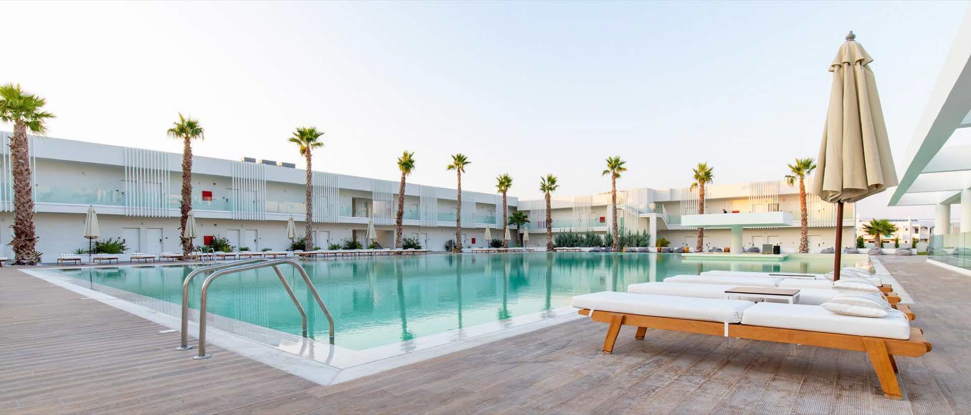 045 - White Dreams Resort.jpg