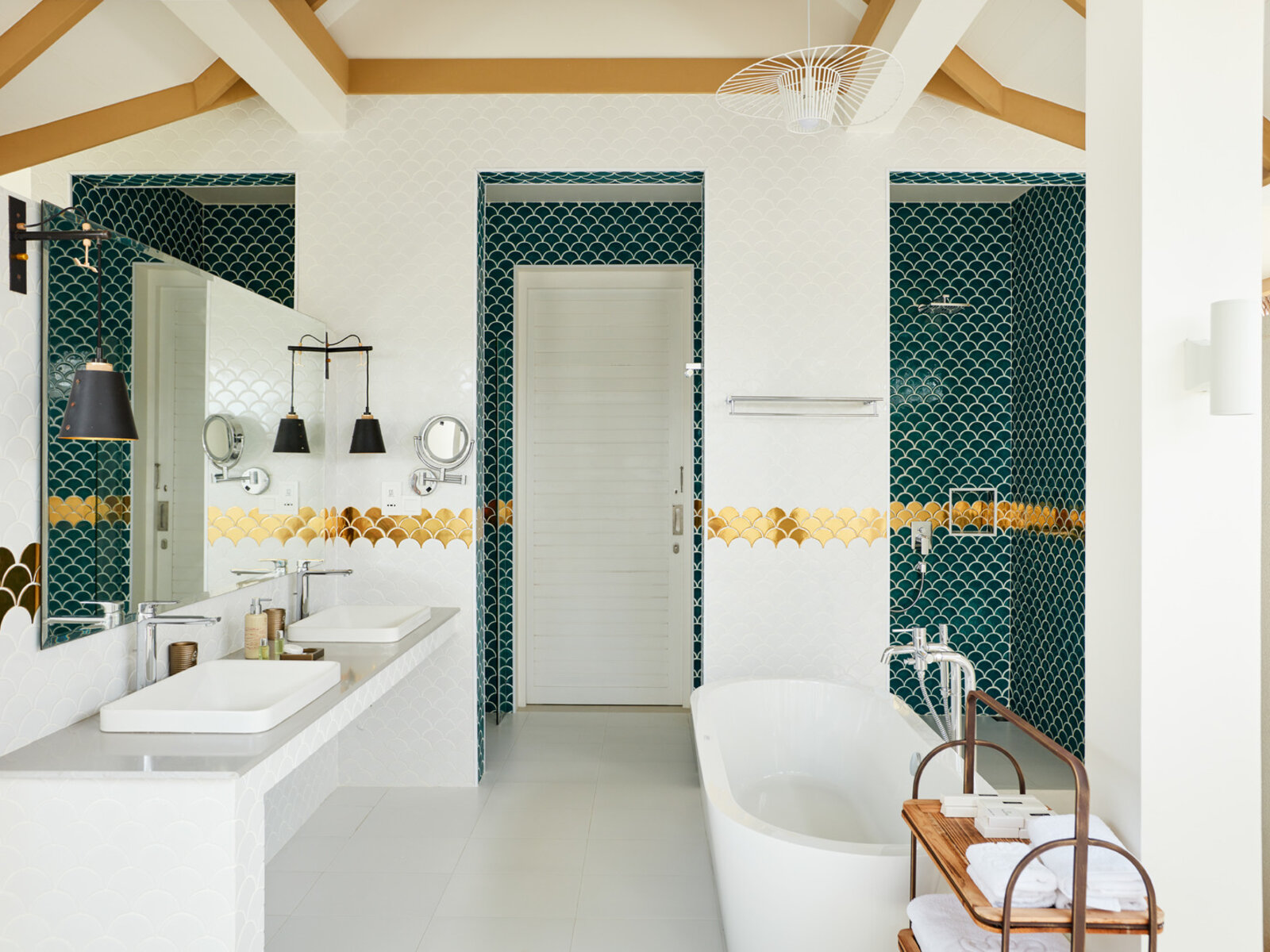 039 - Sun Aqua Iru Veli.jpg