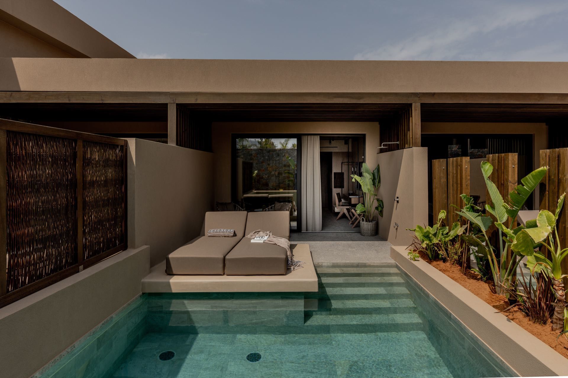 004 - Pnoe Breathing Life.jpg