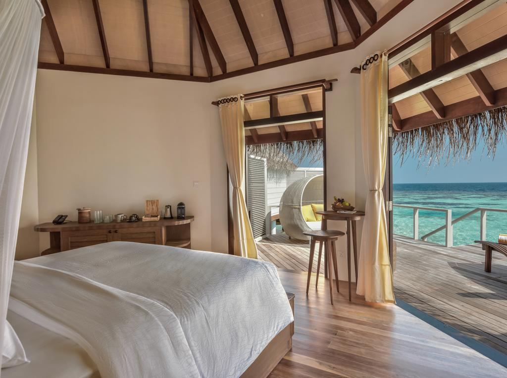 Drift Thelu Veliga Retreat 4.jpg