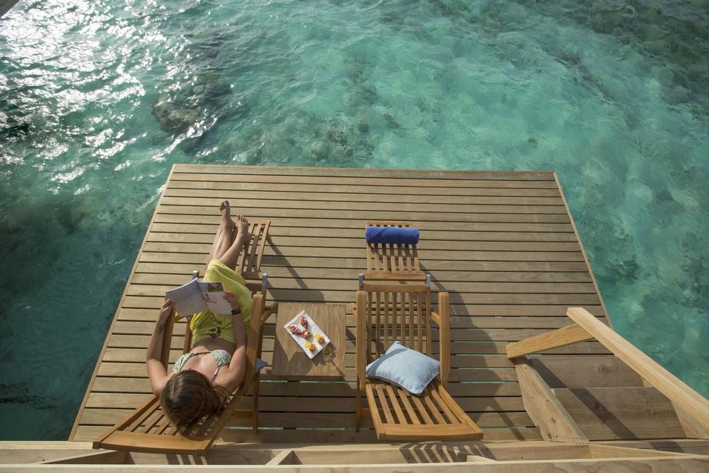 Reethi Faru Resort 6.jpg