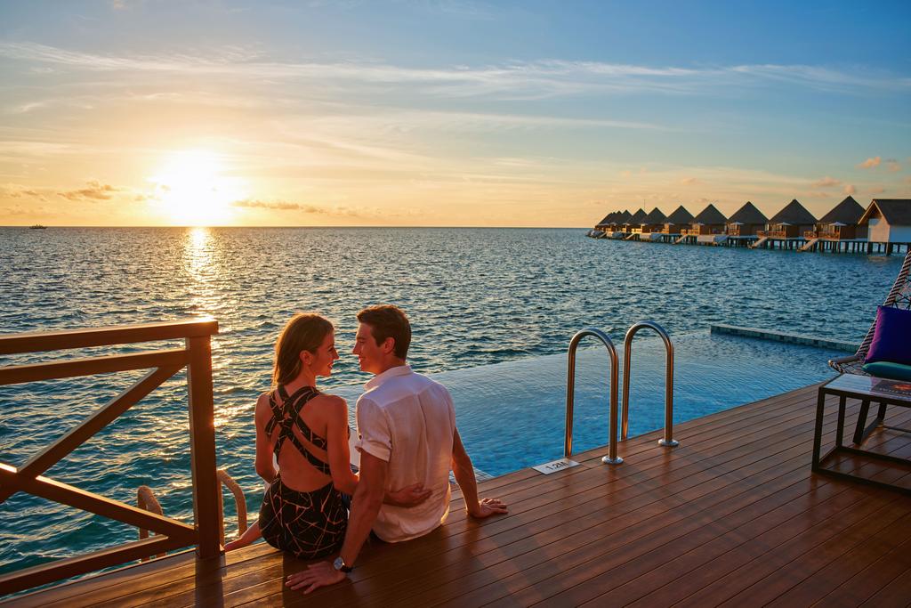 Mercure Maldives Kooddoo Resort 17.jpg
