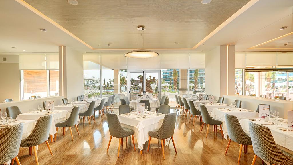 Hipotels Playa De Palma Palace & Spa 10.jpg