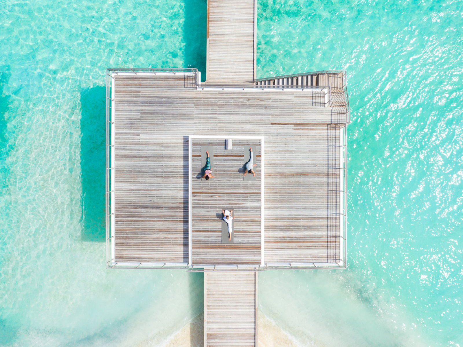 016 - LUX* North Male Atoll .jpg