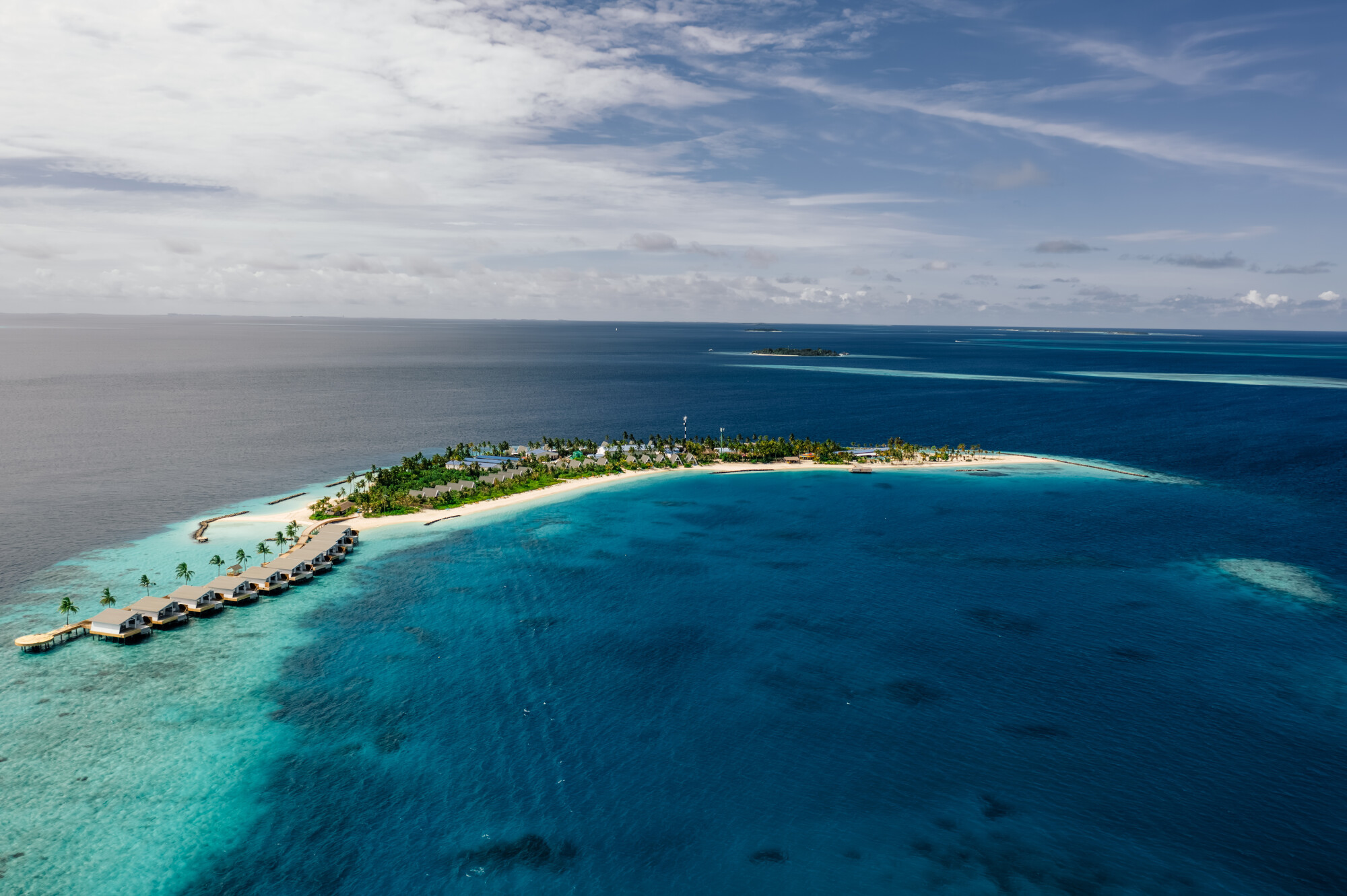 010 - Oaga Art Resort.jpg