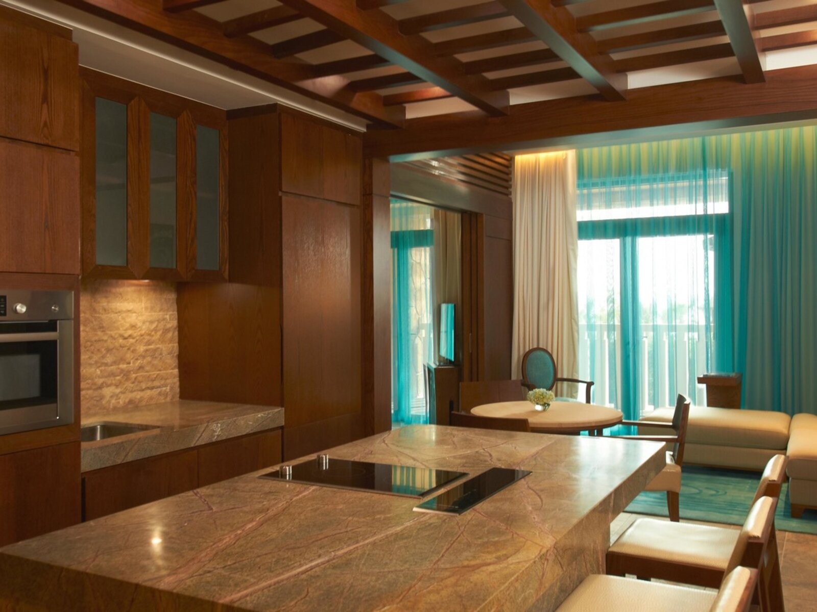 040 - Sofitel Dubai The Palm Resort & Spa.jpg