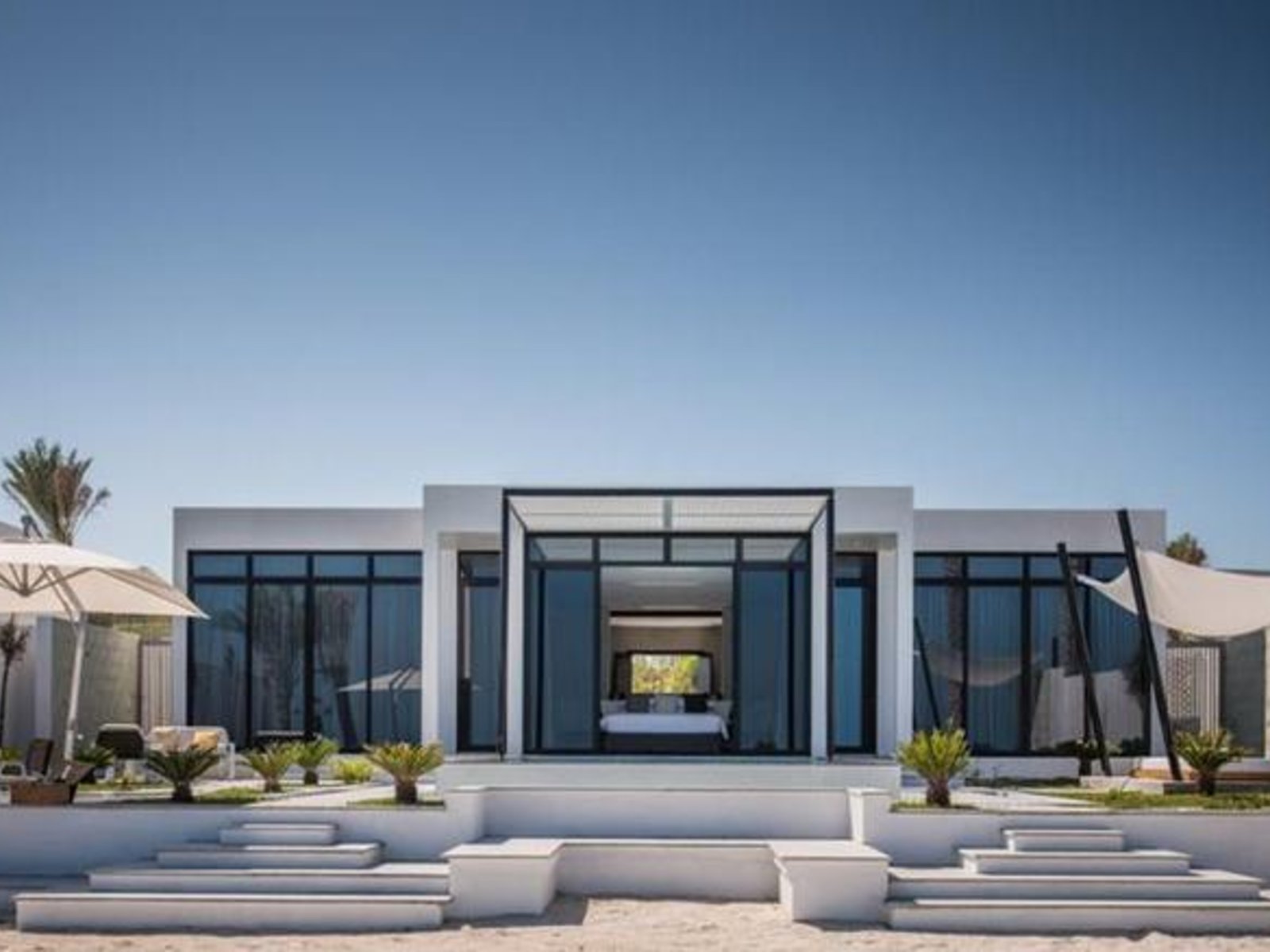 030 - Zaya Nurai Island.jpg