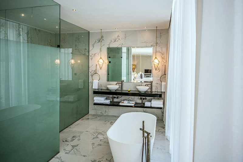 Zaya Nurai Island 7.jpg