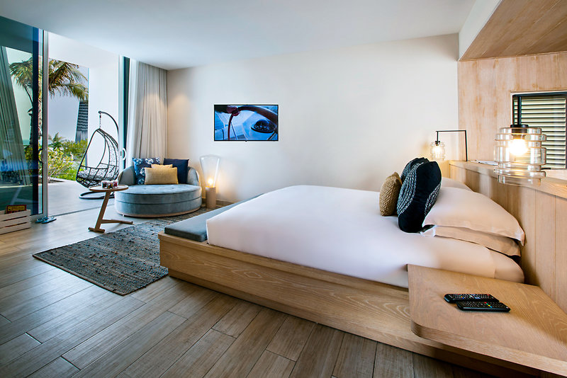 Zaya Nurai Island 13.jpg