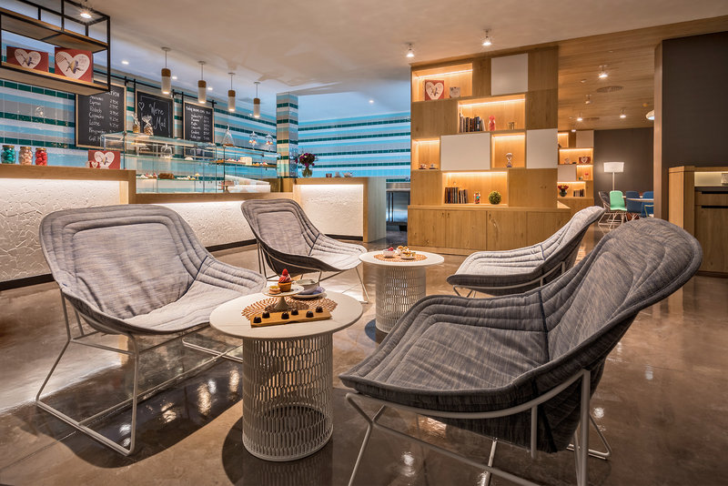 Royal Hideaway Corales Beach 4.jpg