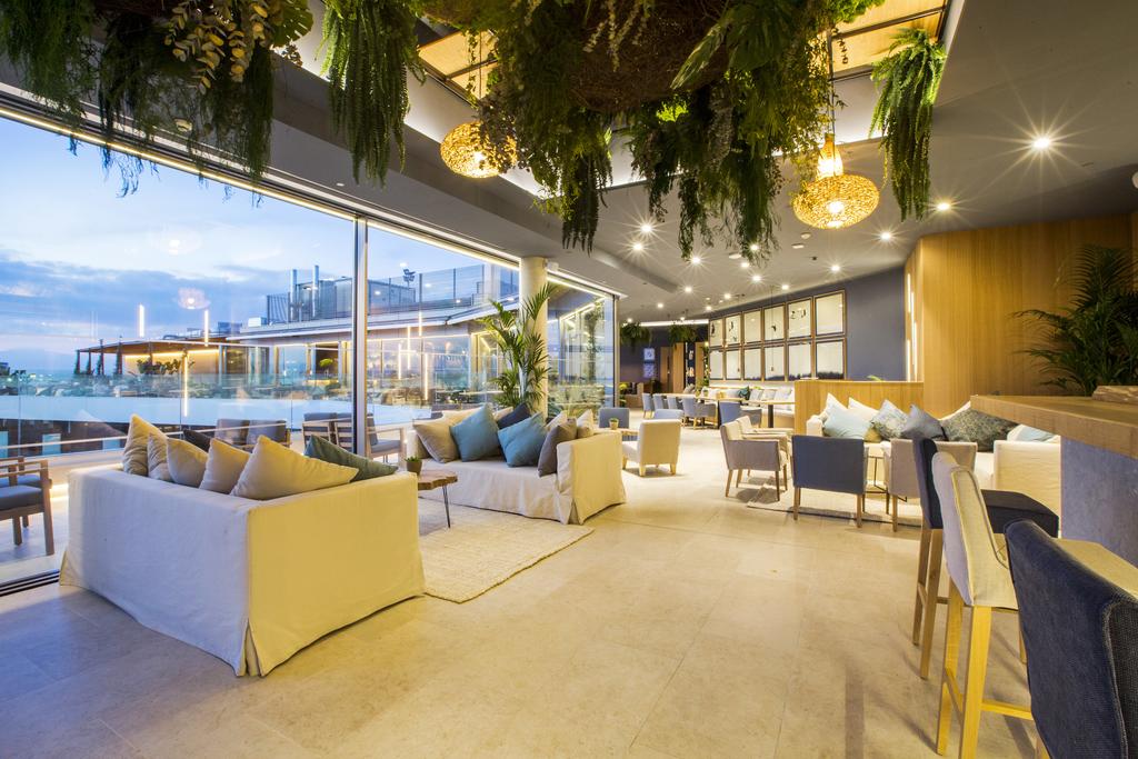 lti Llaut Palace Hotel & Spa 17.jpg