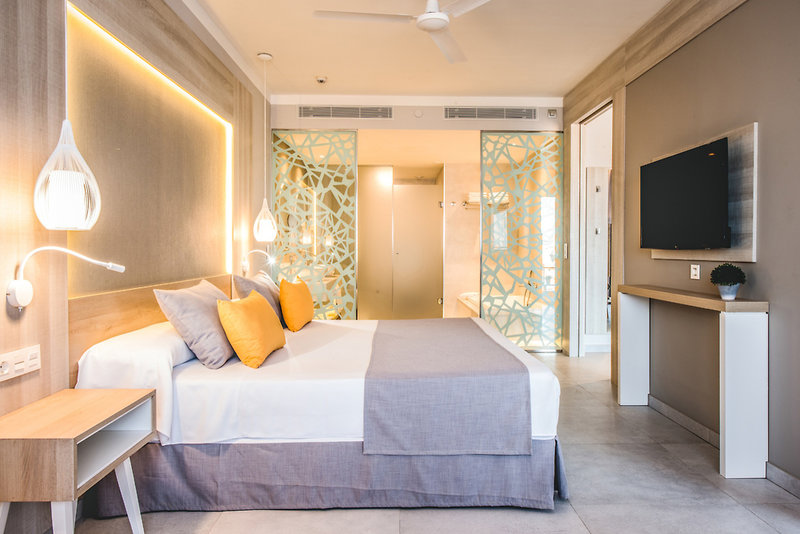 Fantasia Bahia Principe Tenerife 17.jpg