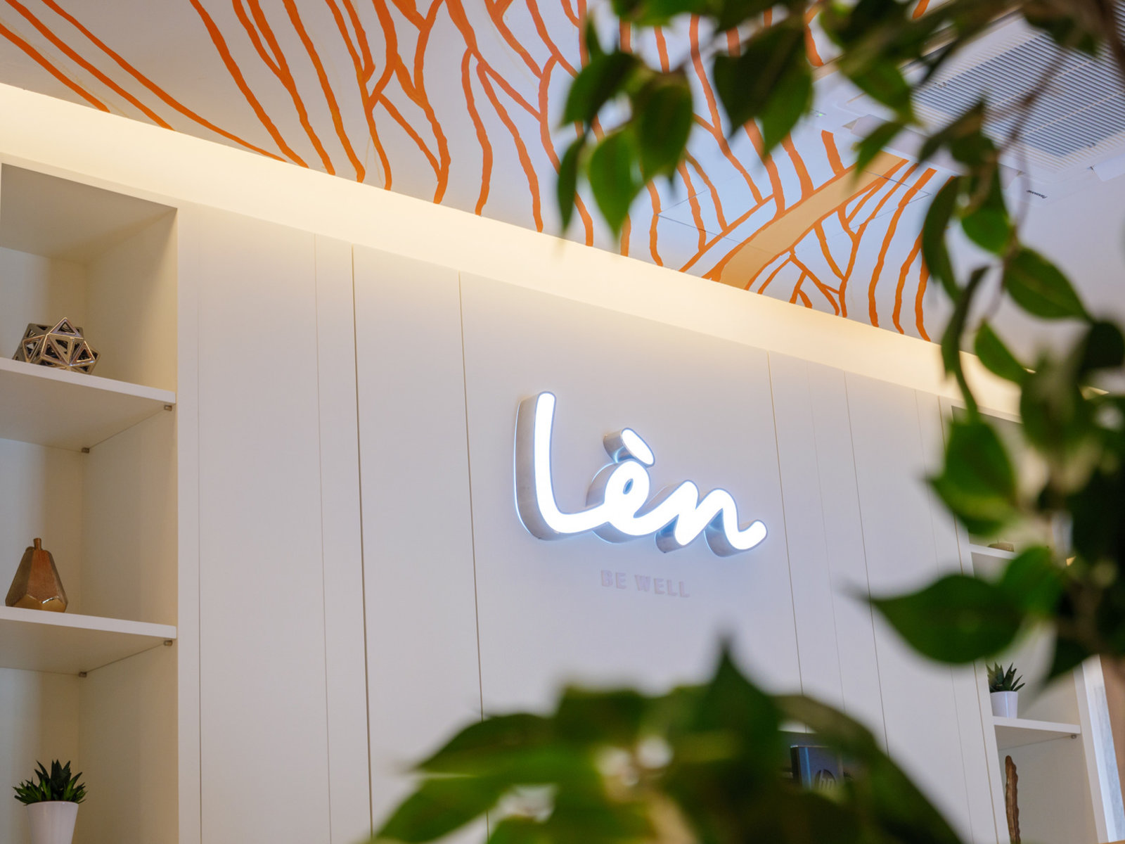 027 - SAii Lagoon Maldives, Curio Collection by Hilton.jpg