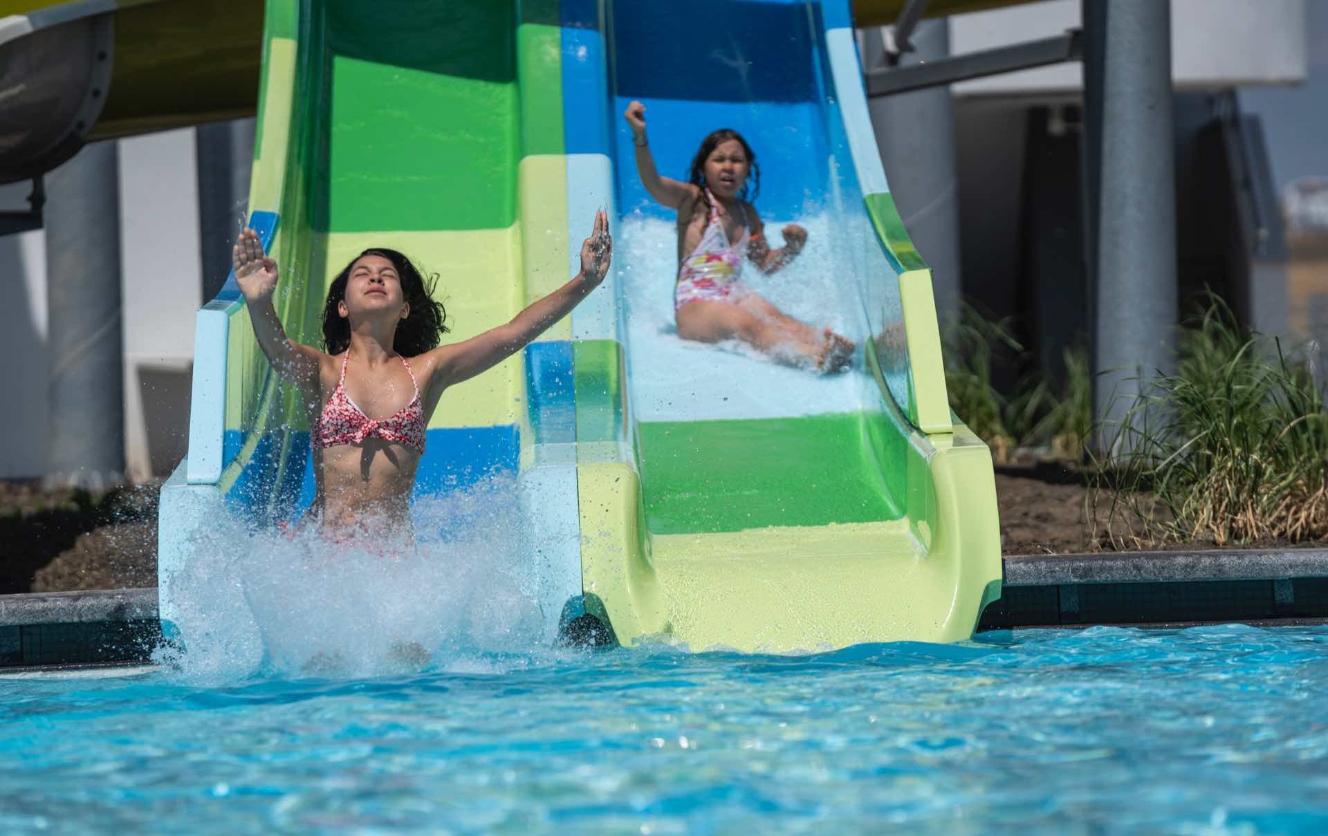 225392569 - Wave Resort.jpg