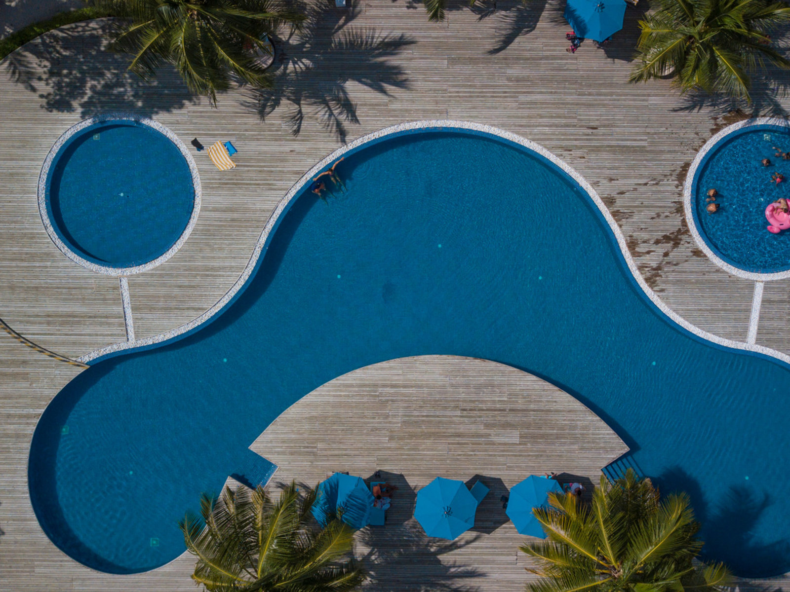 015 - Furaveri Island Resort & Spa.jpg