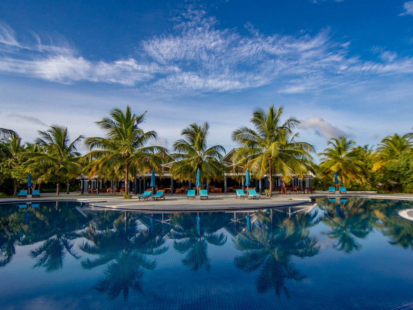 014 - Furaveri Island Resort & Spa.jpg