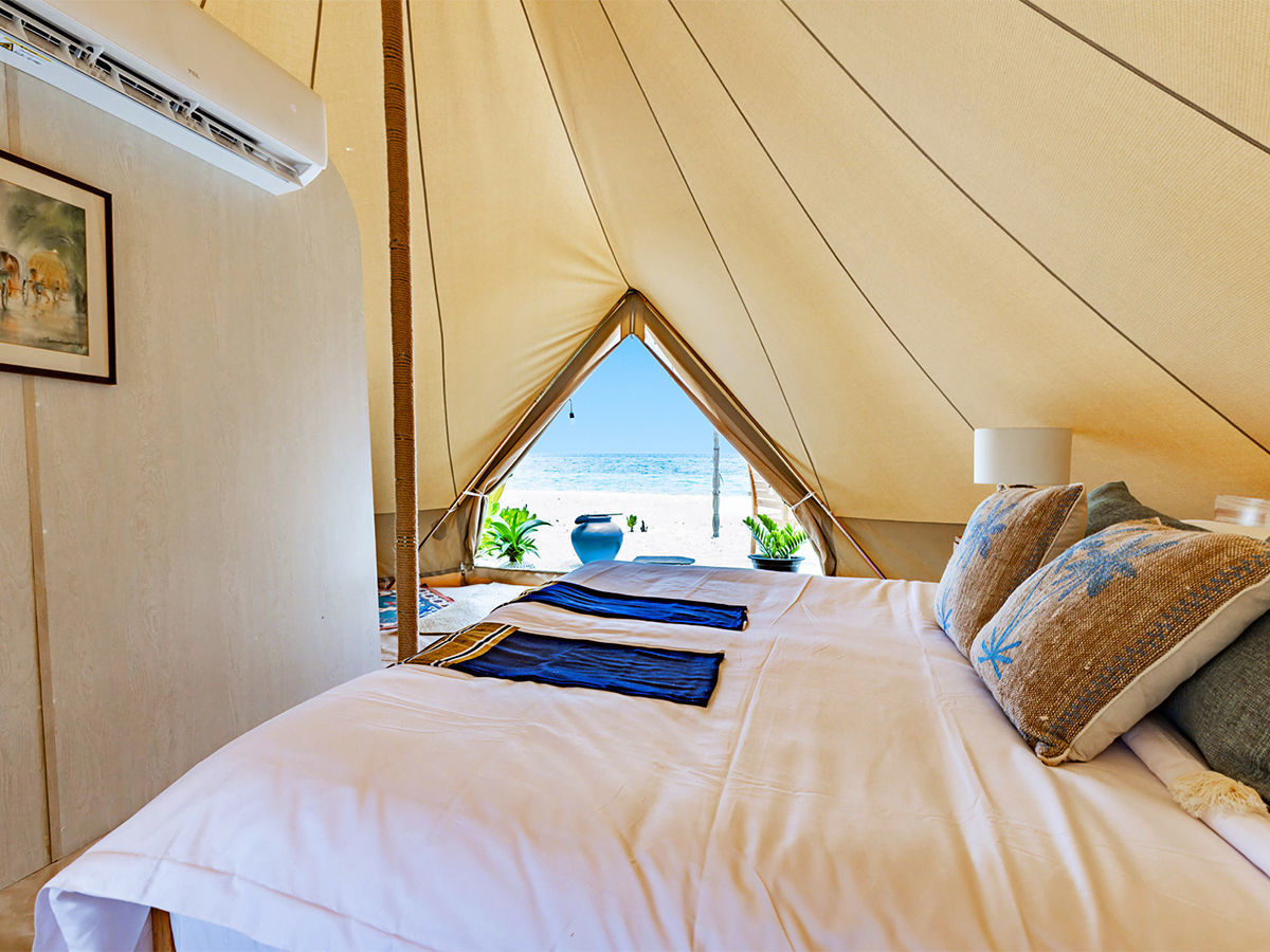 011 - The Maverick Surf & Dive.jpg