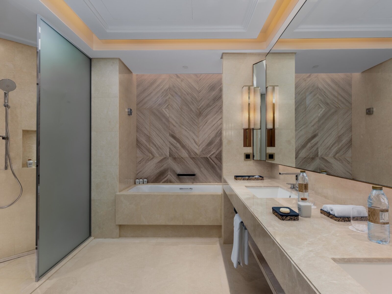 014 - Taj Exotica Resort & Spa Palm Jumeirah.jpg