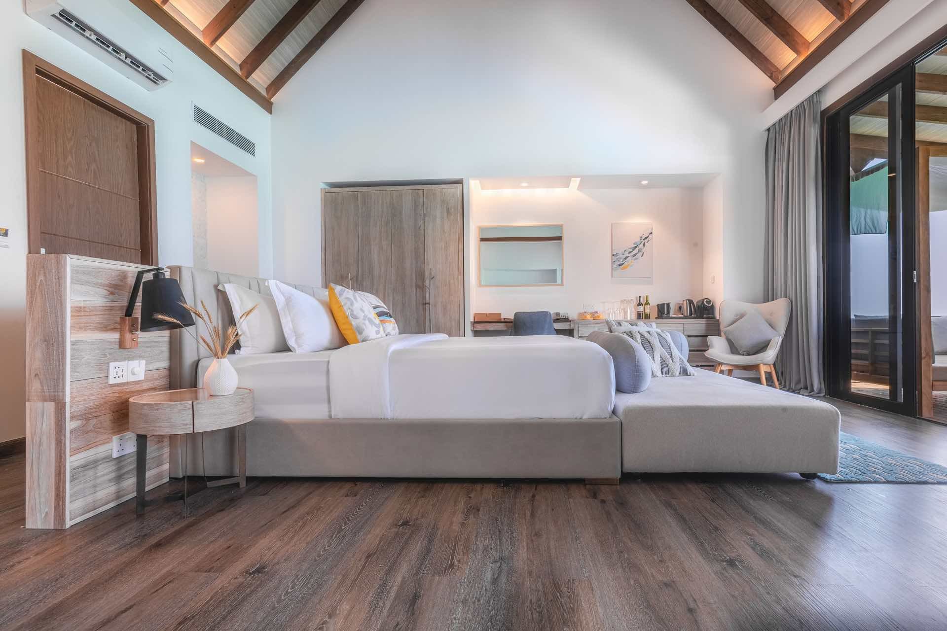 022 - Fushifaru Maldives.jpg