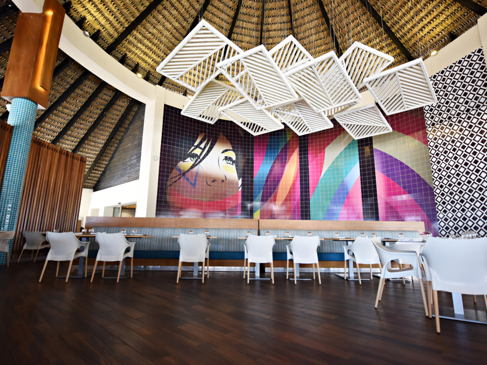 025 - CHIC Punta Cana.jpg