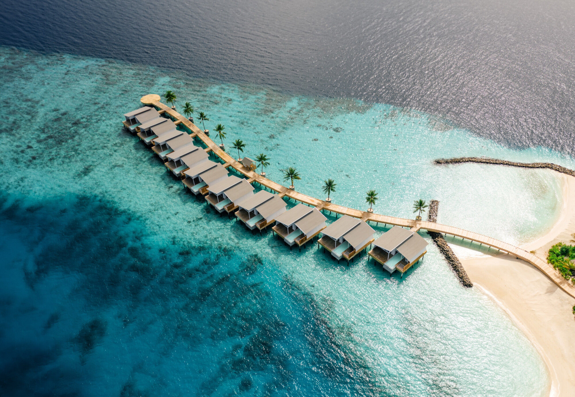 009 - Oaga Art Resort.jpg