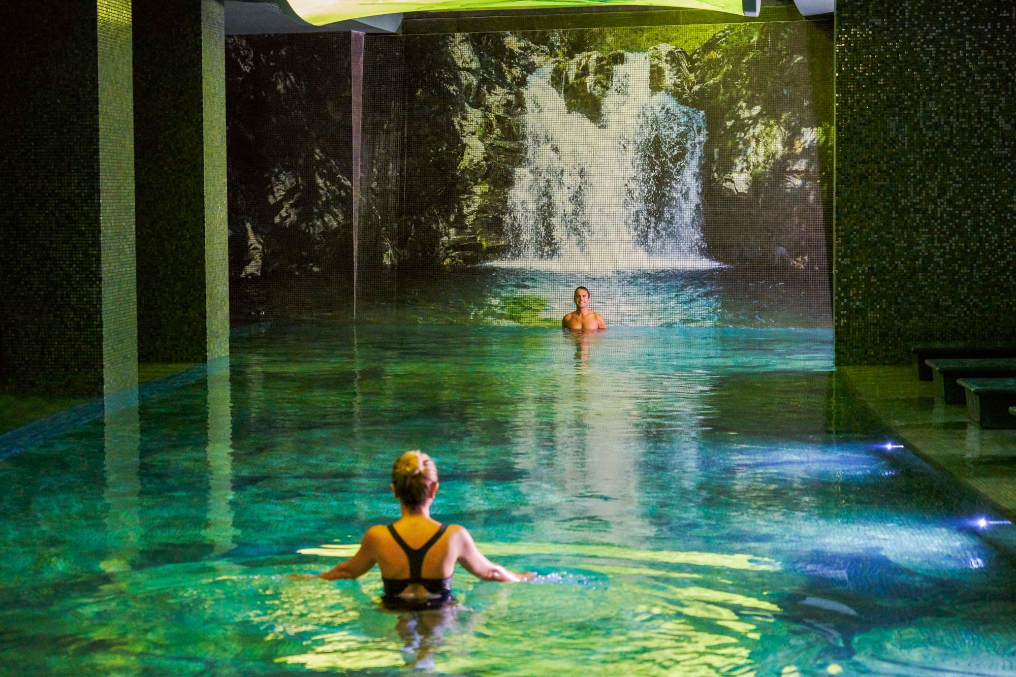 005 - Savoy Palace.jpg