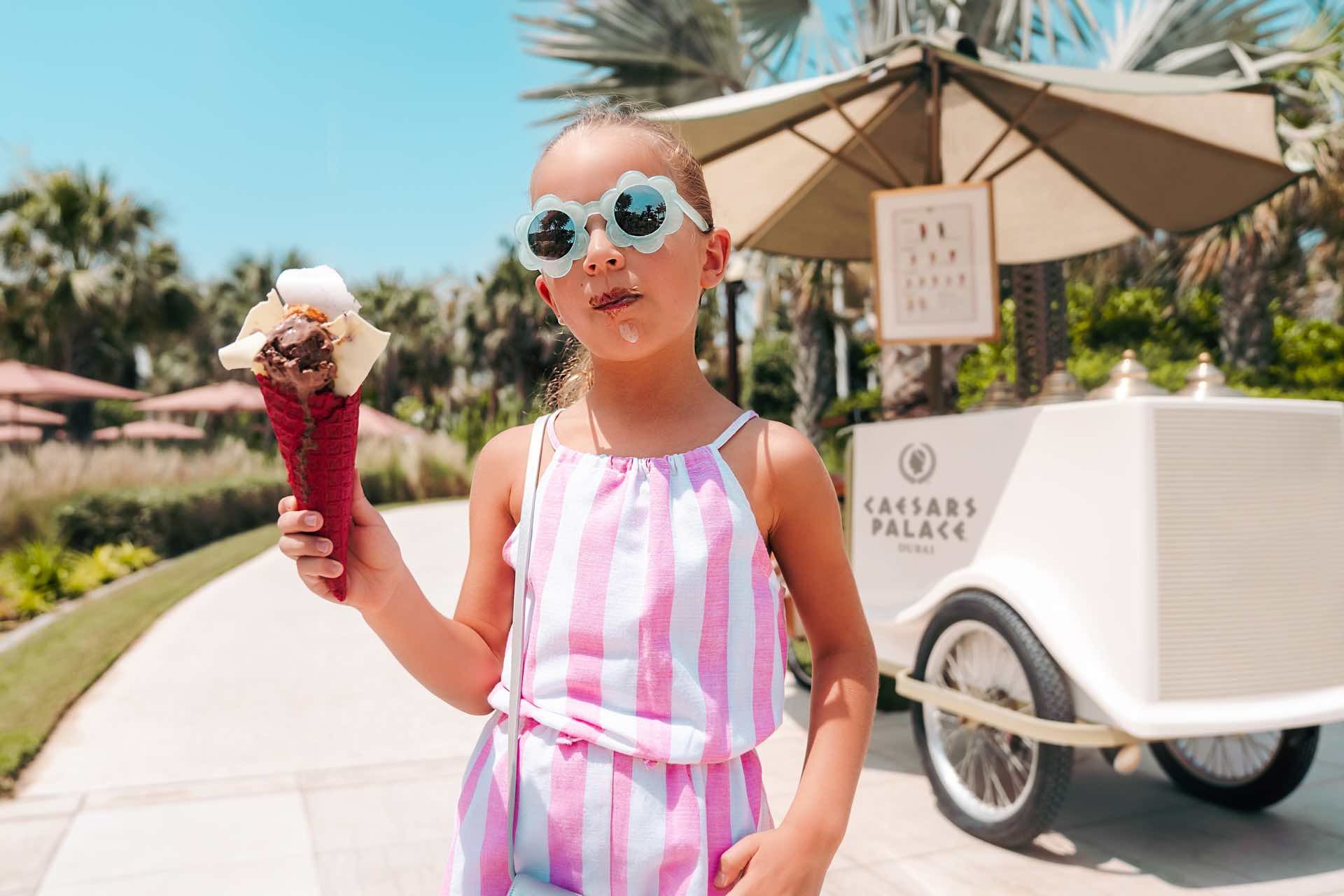 014 - Caesars Palace Bluewaters Dubai.jpg