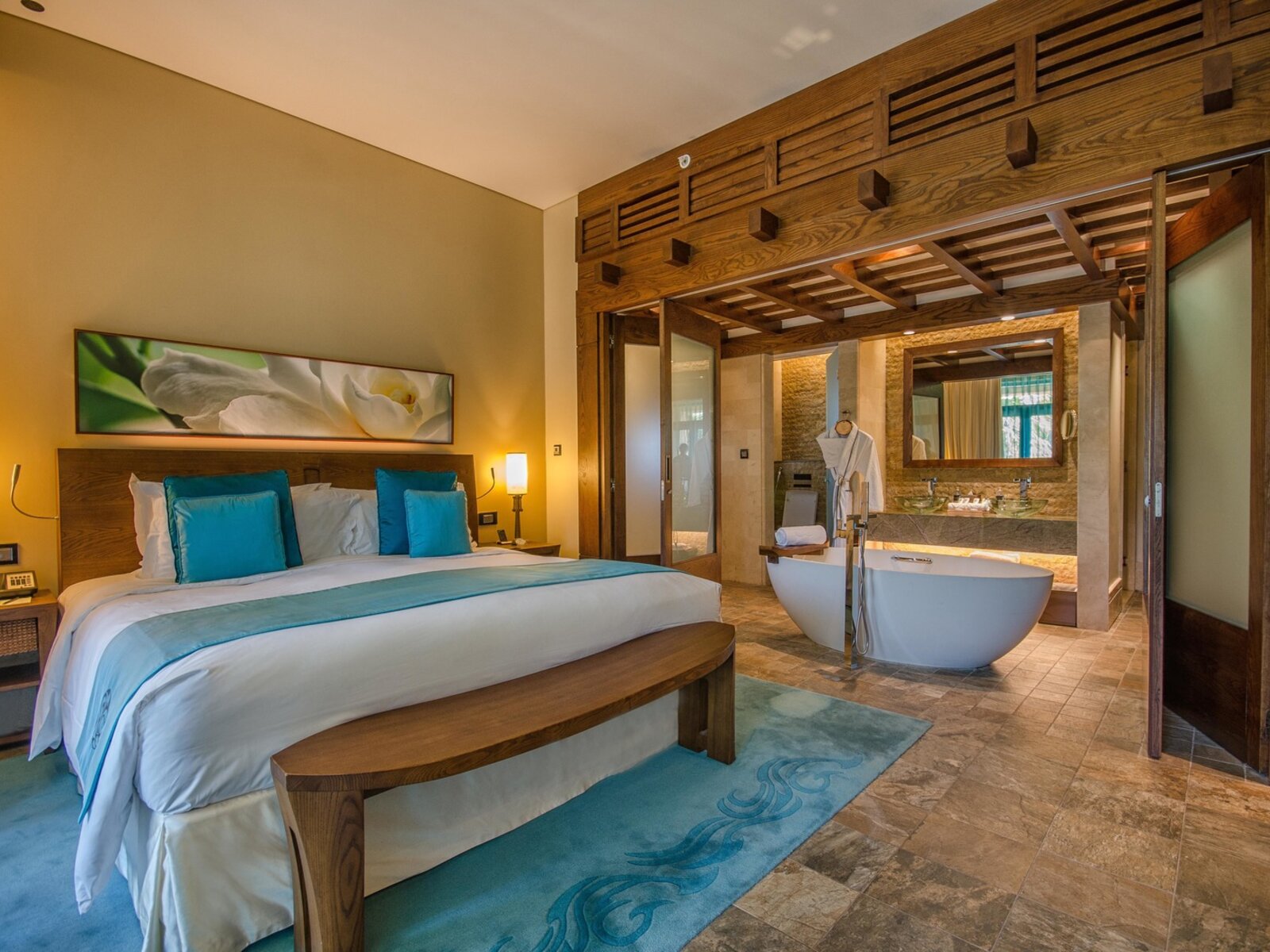 044 - Sofitel Dubai The Palm Resort & Spa.jpg