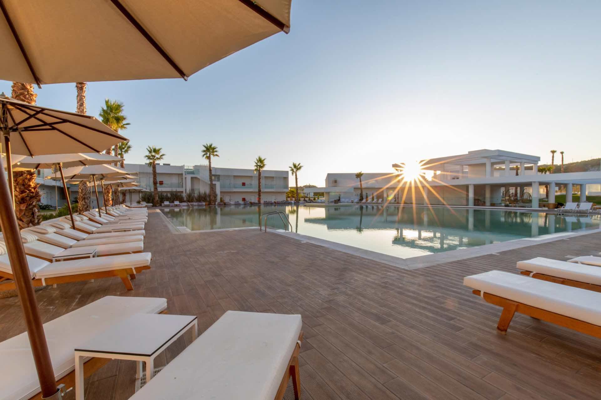 009 - White Dreams Resort.jpg