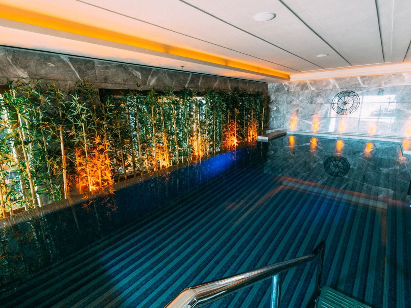 022 - Caresse a Luxury Collection Resort & Spa.jpg