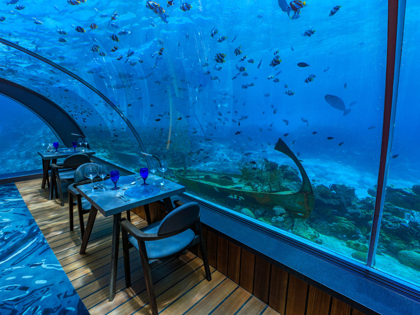 9150234 - Hurawalhi Island Resort Maldives.jpg