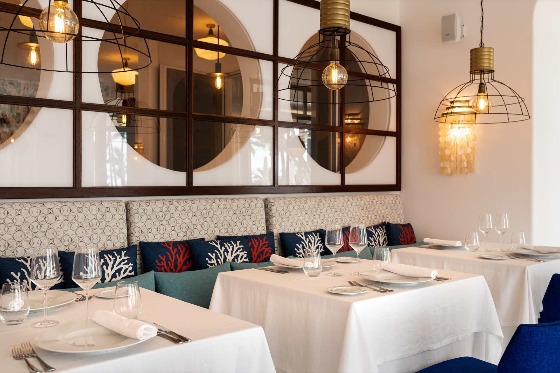 022 - Hotel Fariones.jpg