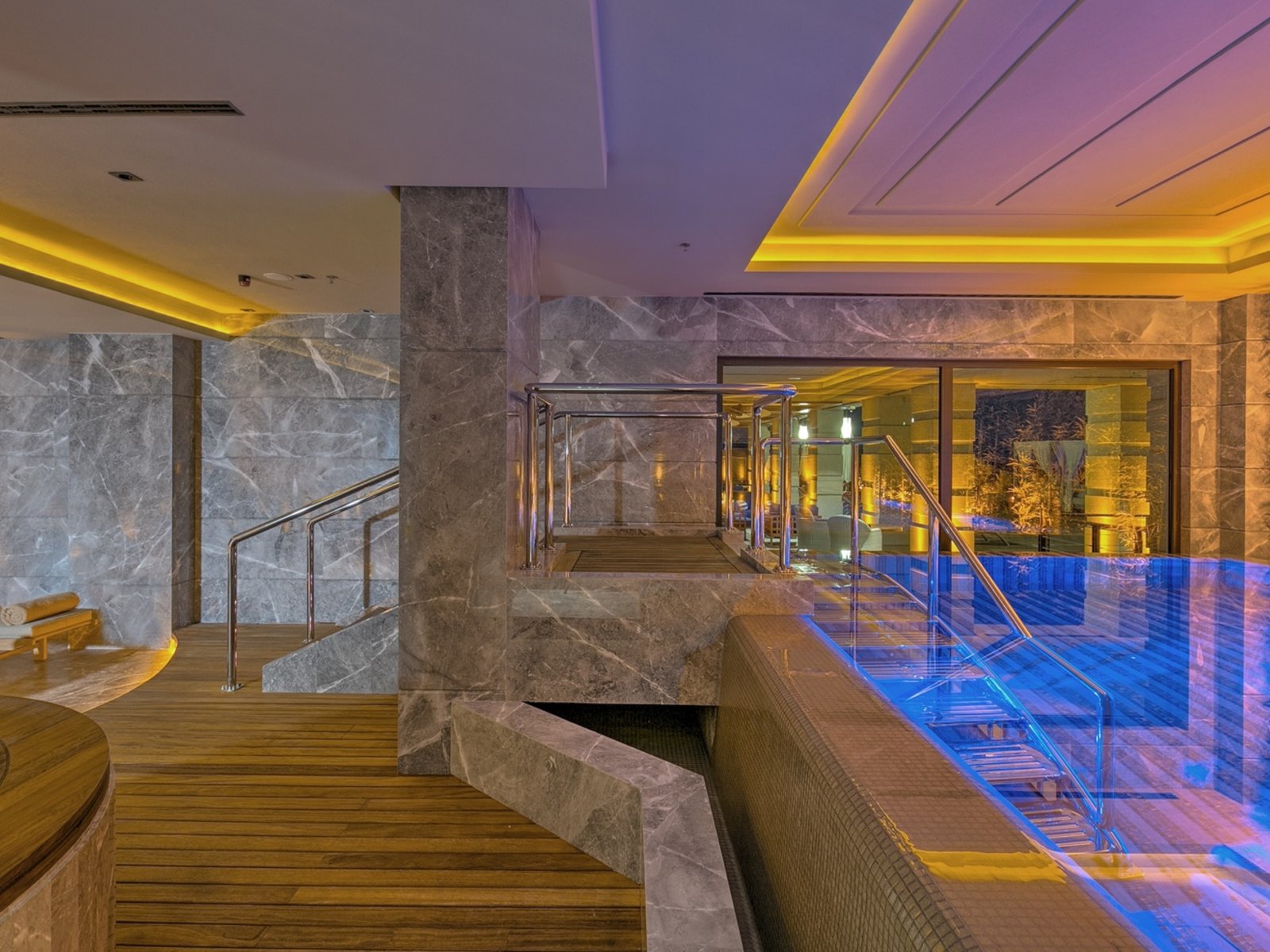 021 - Caresse a Luxury Collection Resort & Spa.jpg