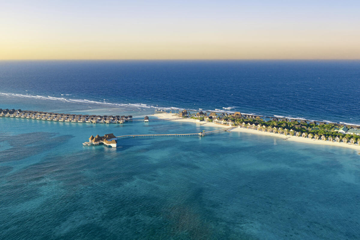 001 - Meyyafushi Maldives.jpg