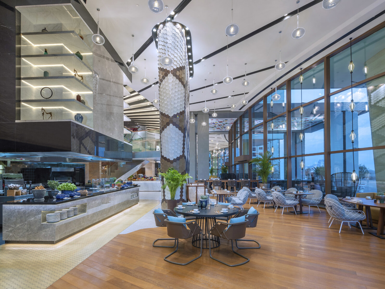 010 - Andaz The Palm.jpg