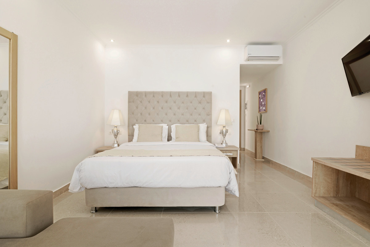 009 - Mythos Panorama.jpg