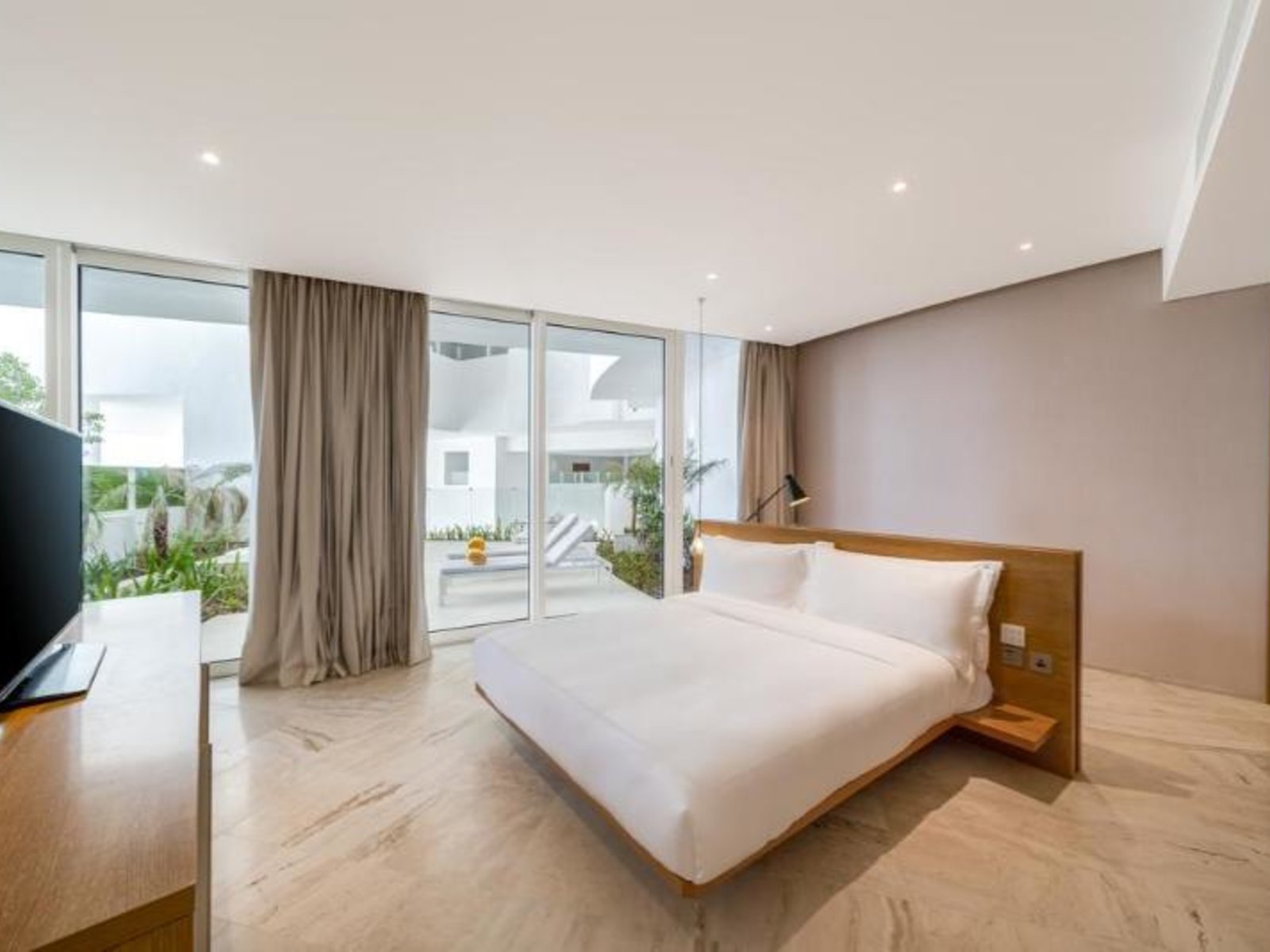 020 - Five Jumeirah Village Dubai .jpg