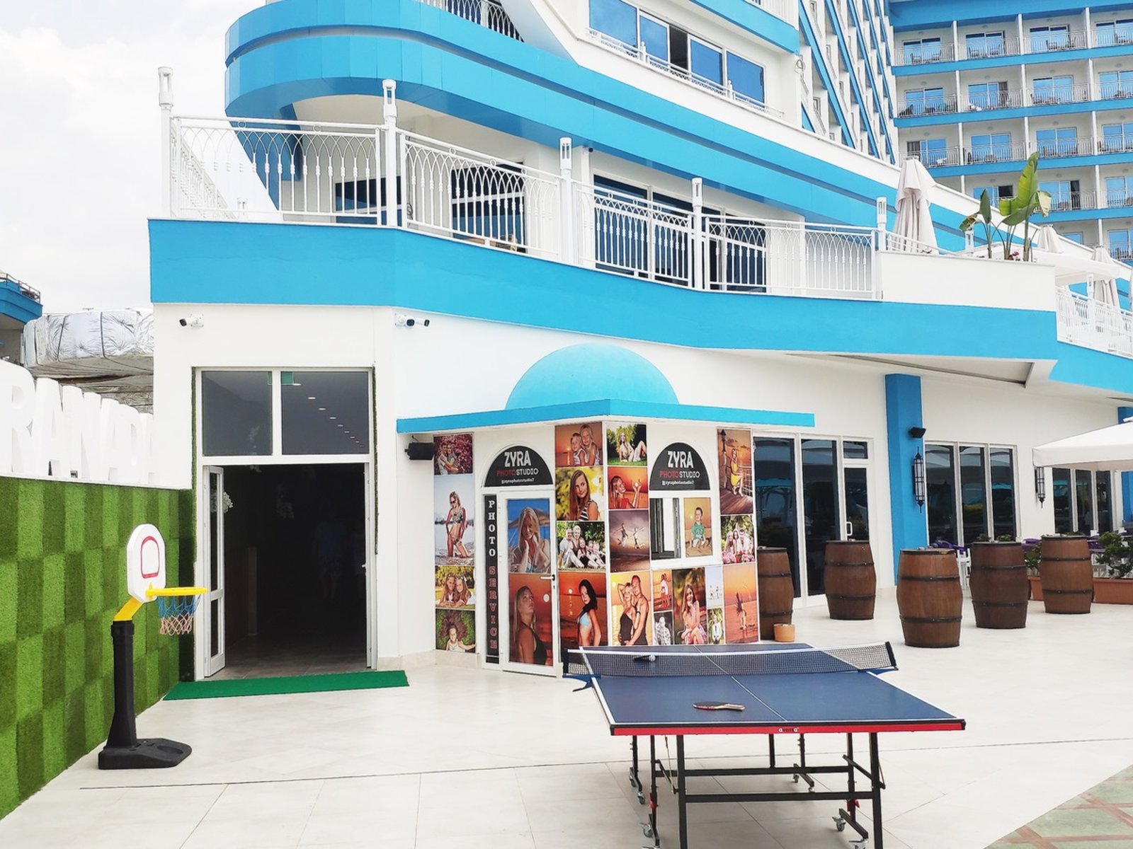 039 - Granada Luxury Beach.jpg