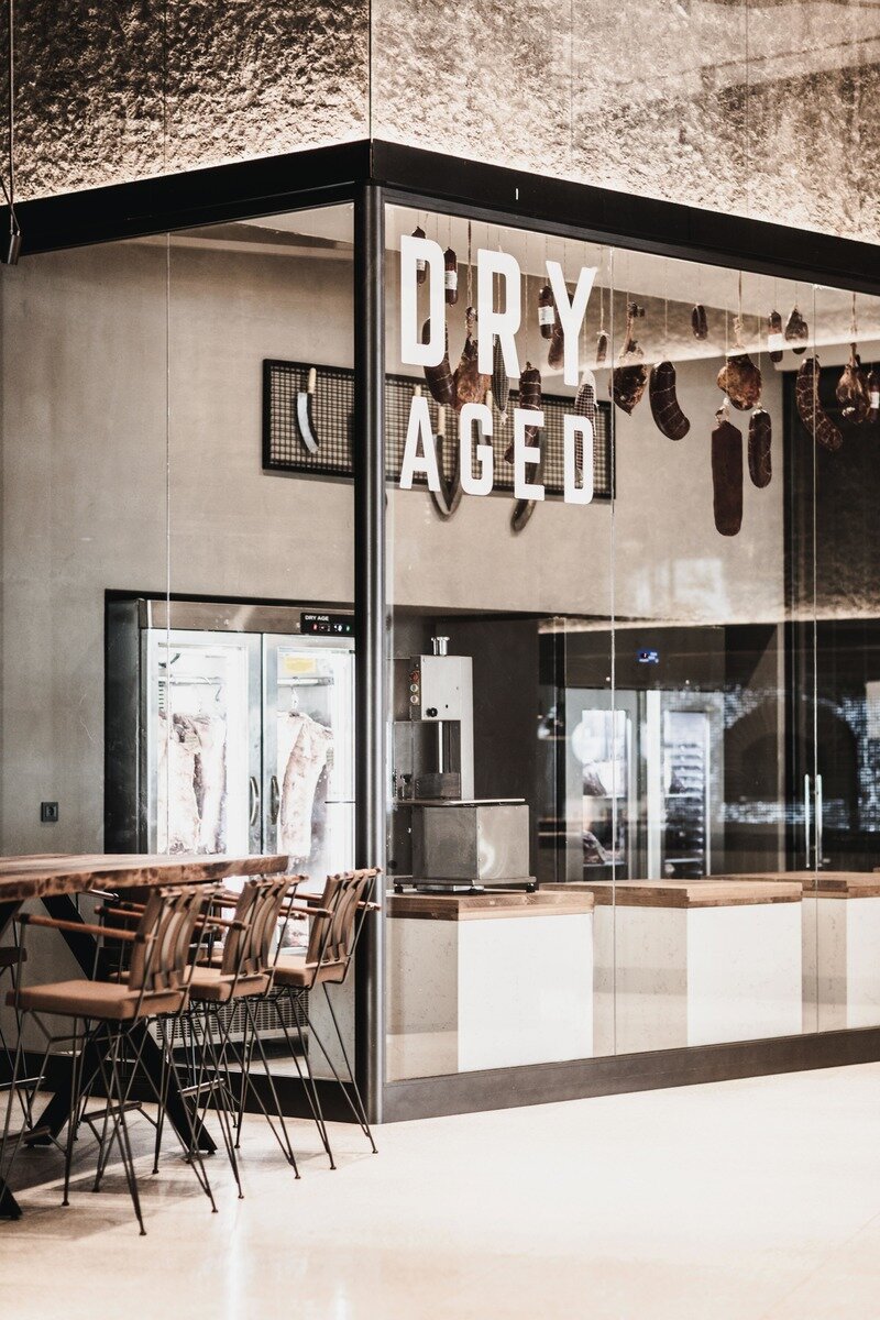 017 - PALOMA Finesse Side.jpg