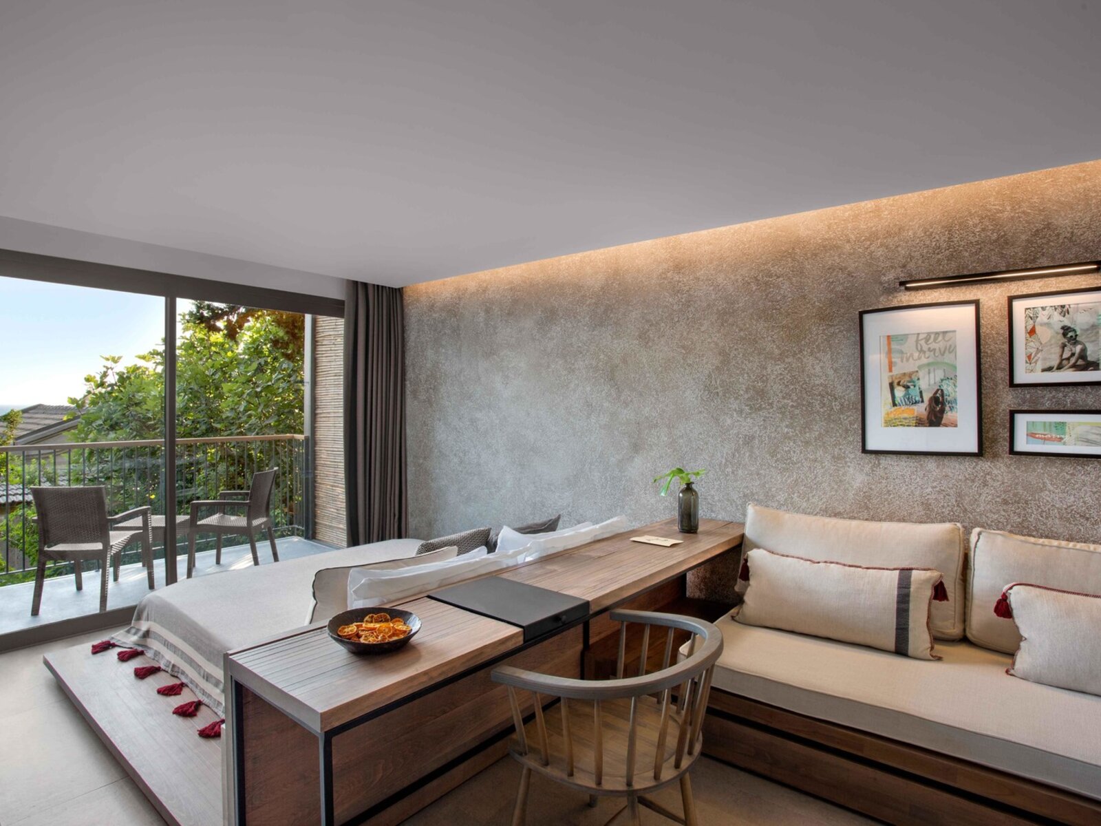 031 - Club Marvy by Paloma.jpg