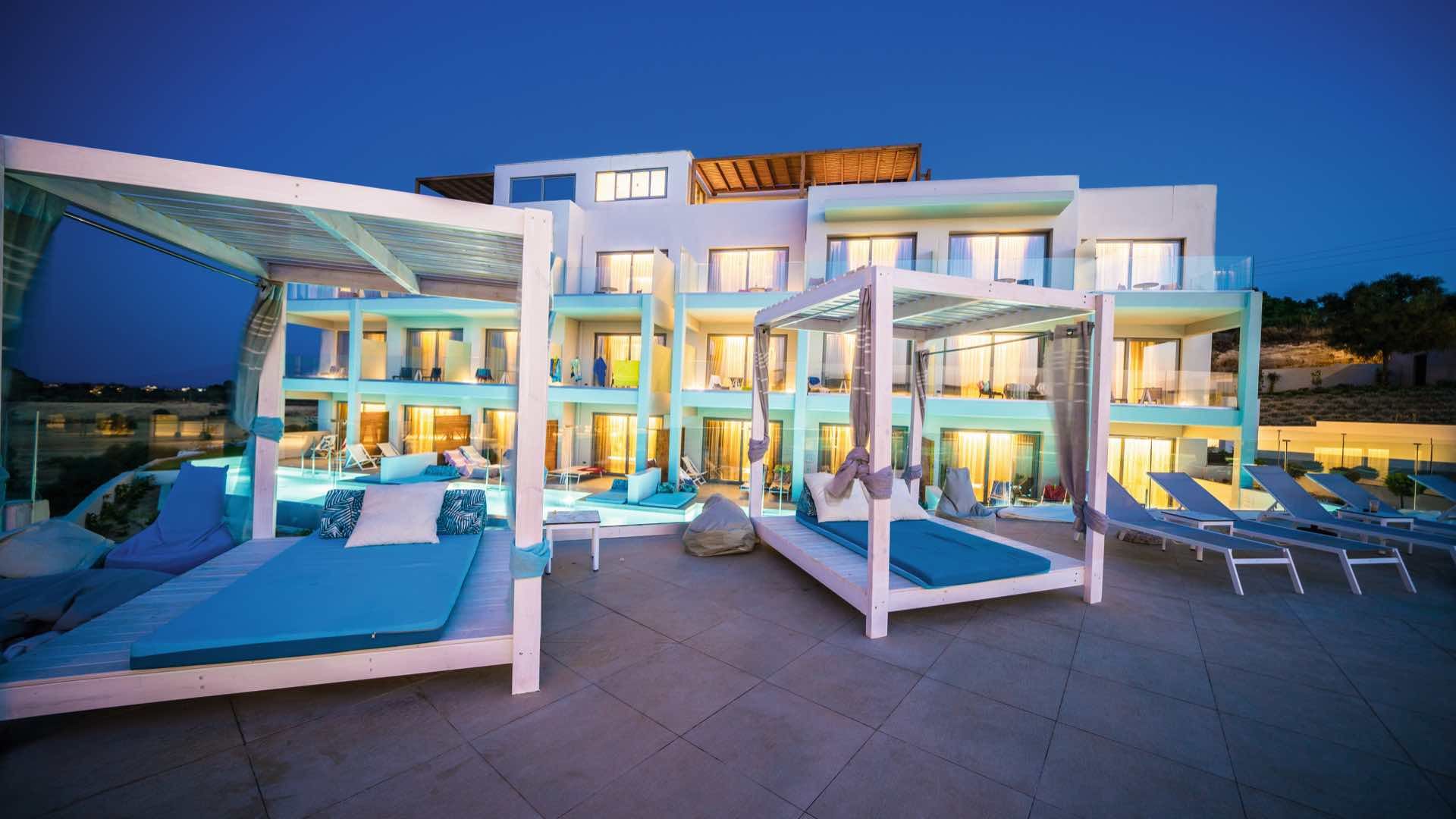 032 - Harmony Crest Resort.jpg