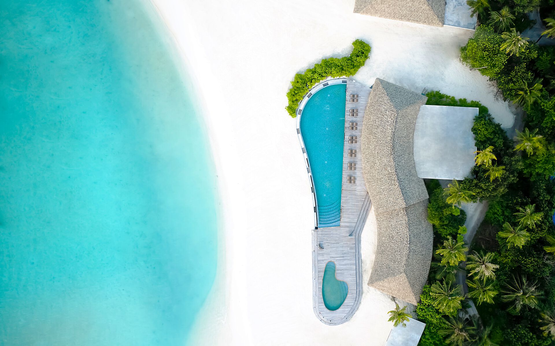 013 - Le Meridien Maldives Resort & Spa.jpg