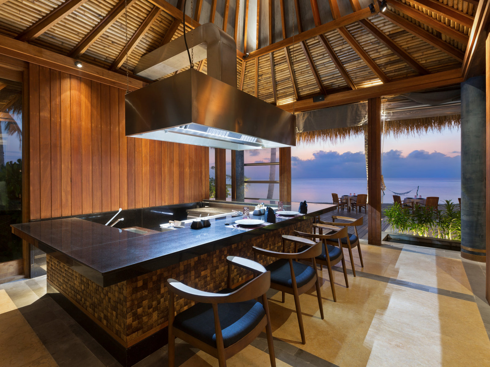 043 - Furaveri Island Resort & Spa.jpg