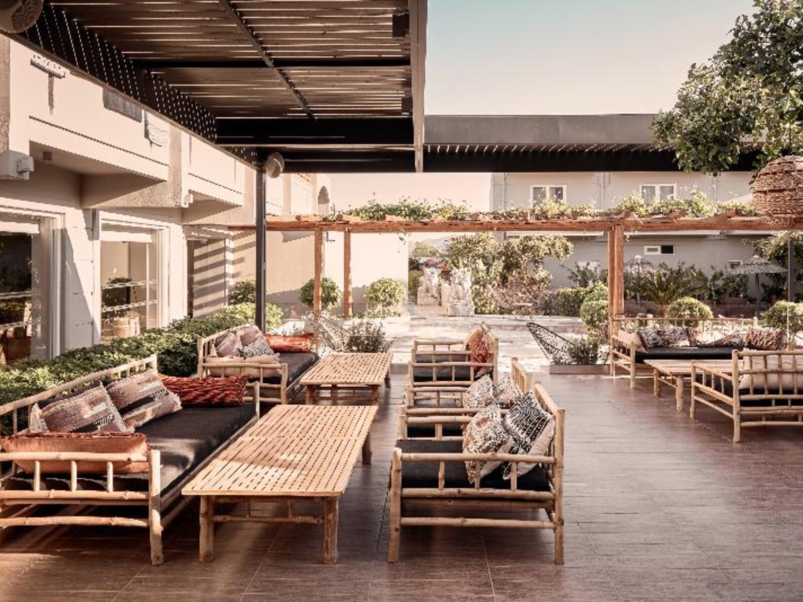 007 - Cooks Club Tigaki .jpg