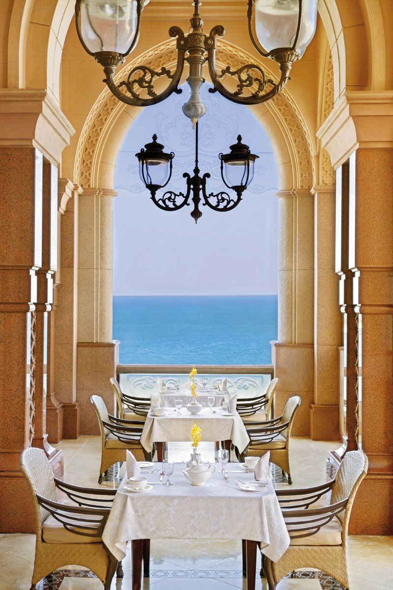 016 - Emirates Palace.jpg