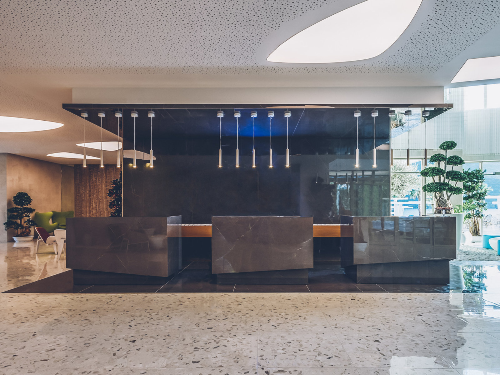 004 - Carine Hotel Kumbor .jpg