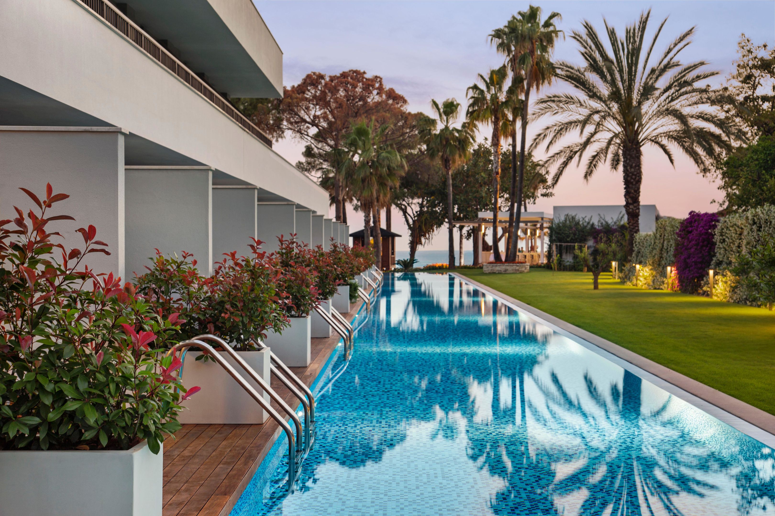 018 - Barut Acanthus & Cennet.jpg