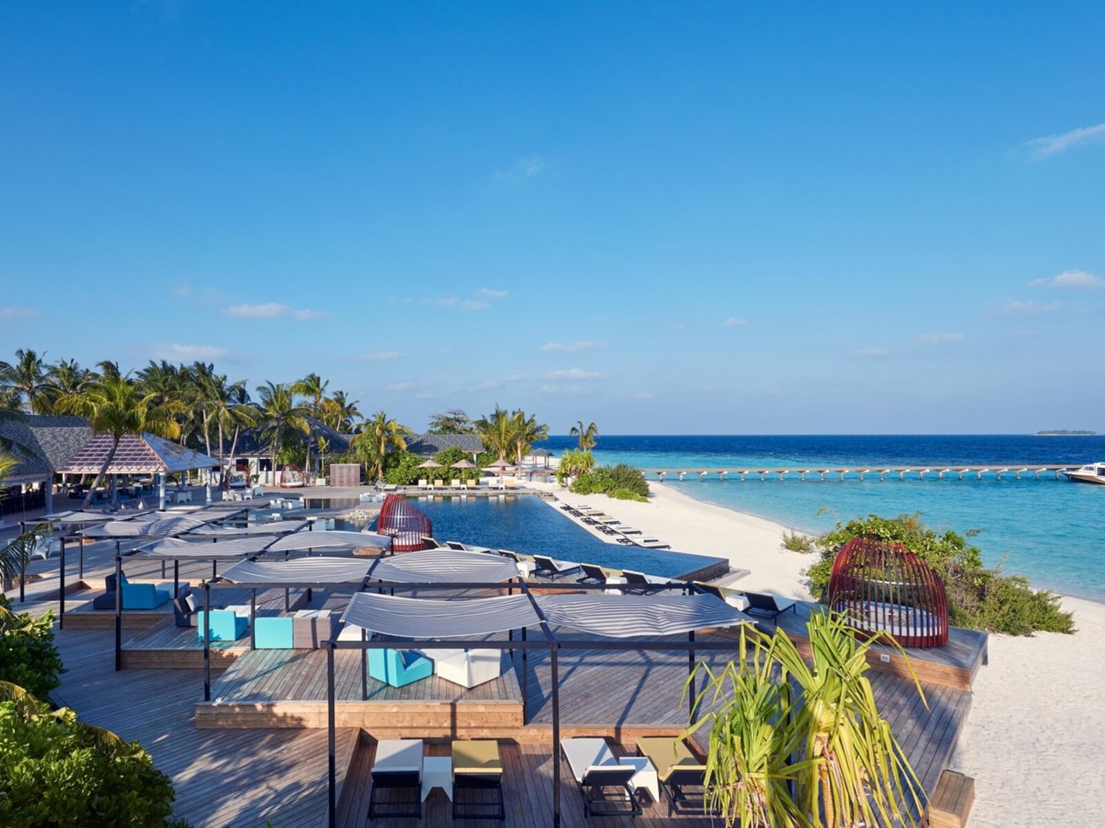 013 - Amari Havodda Maldives.jpg