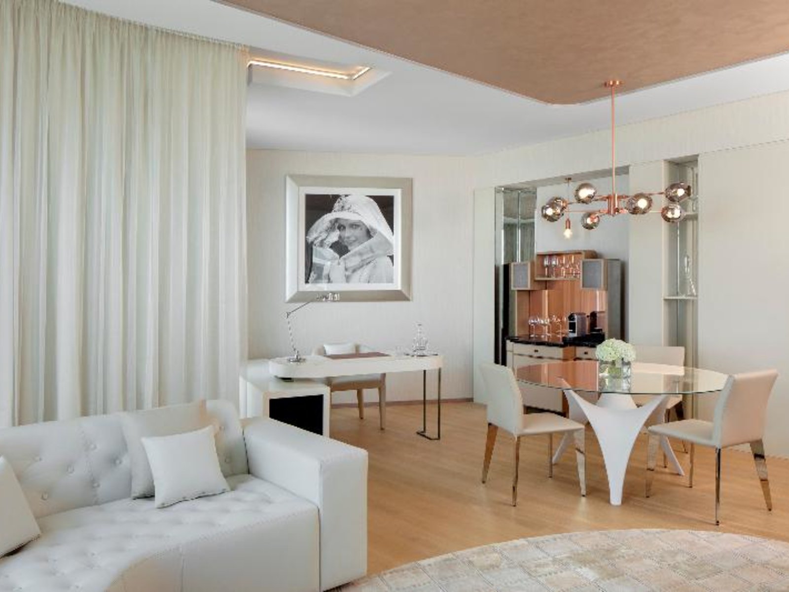 034 - Paramount Hotel Dubai.jpg