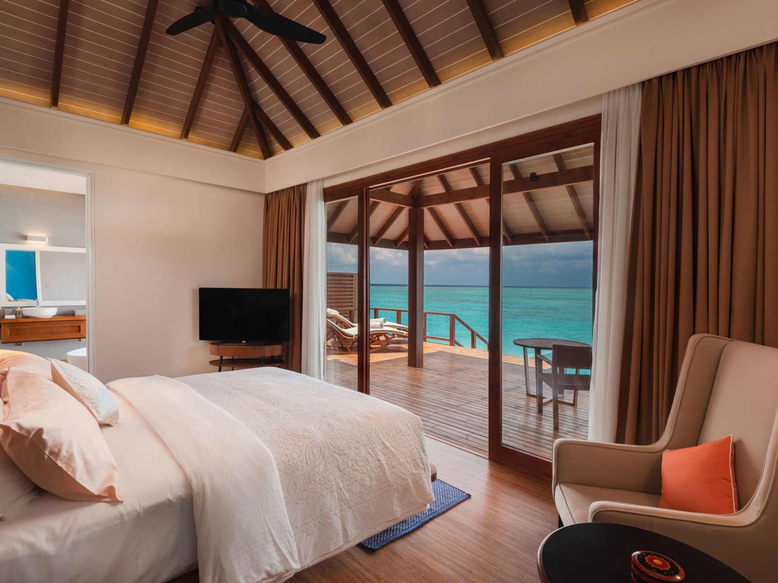 020 - VARU by Atmosphere.jpg